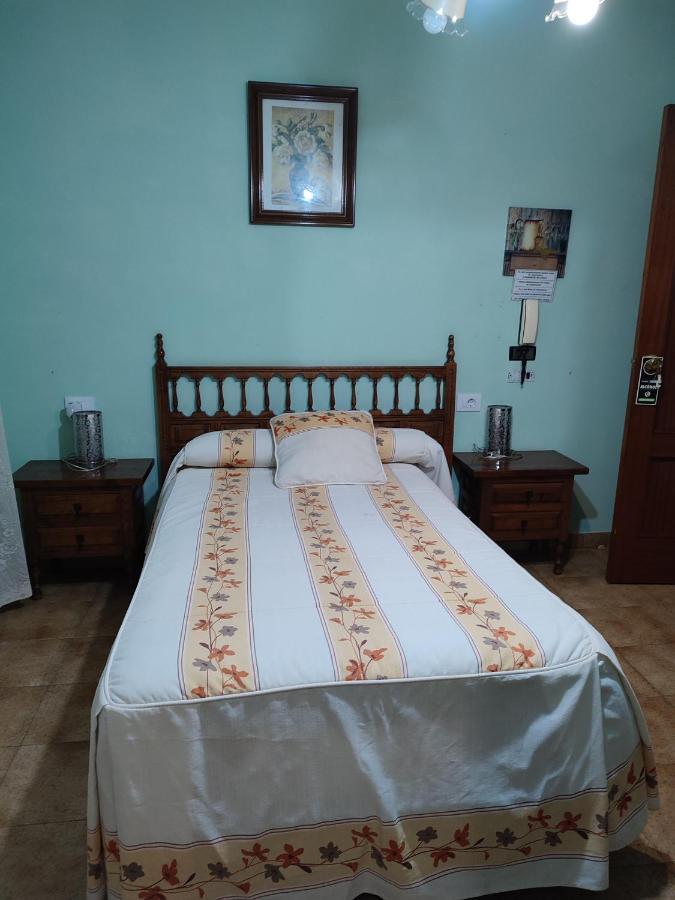 Pension - Restaurante Vilaboa Boveda  Bagian luar foto