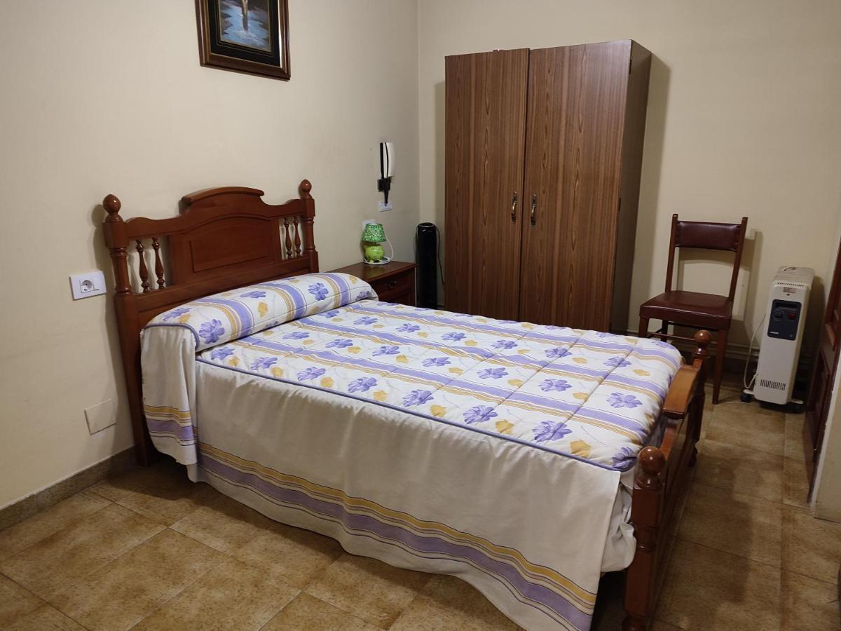 Pension - Restaurante Vilaboa Boveda  Bagian luar foto